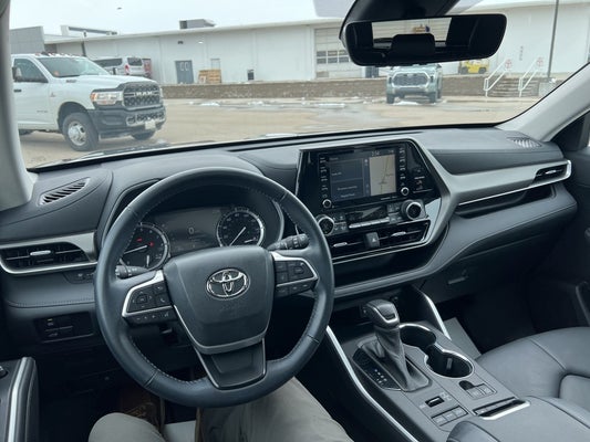 2022 Toyota HIGHLANDER XLE in Wyoming, WY - Fremont Motor Company