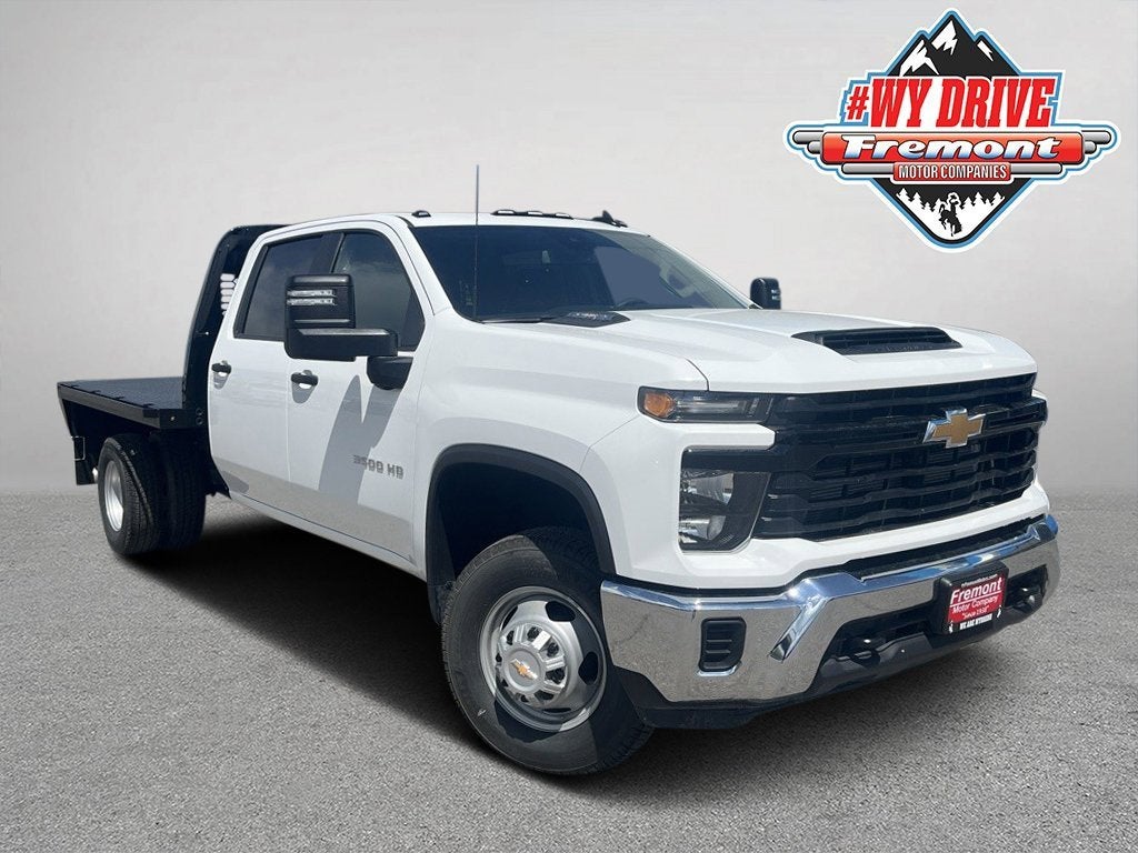 2025 Chevrolet Silverado 3500HD Work Truck's photo