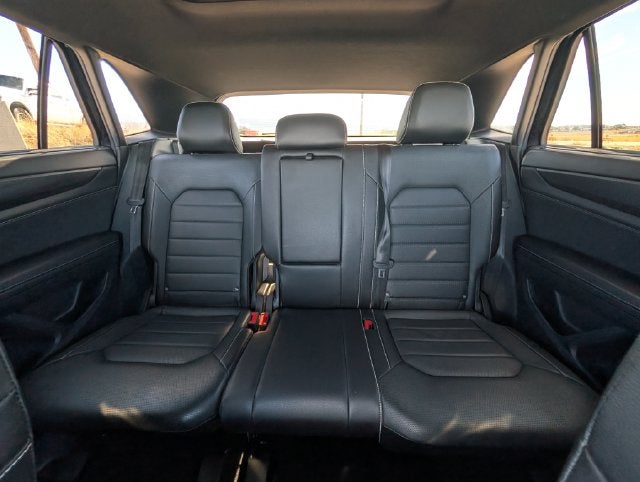 2025 Volkswagen Atlas Cross Sport 2.0T SEL