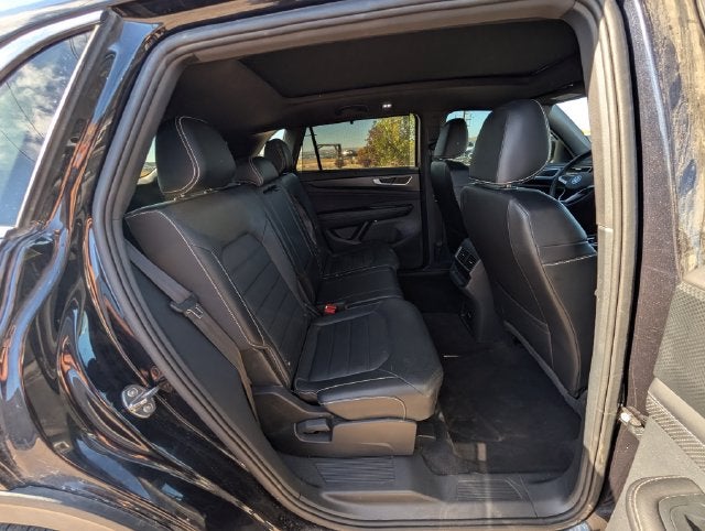 2025 Volkswagen Atlas Cross Sport 2.0T SEL