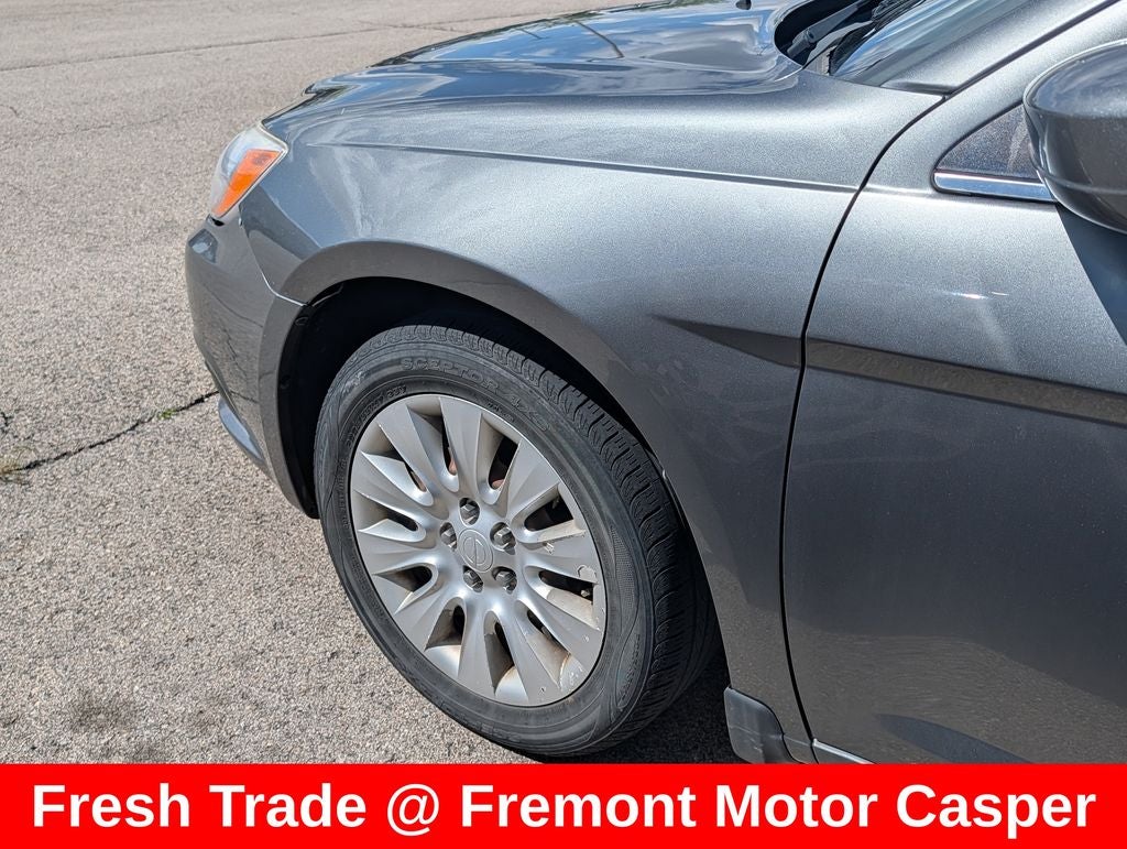 2012 Chrysler 200 LX