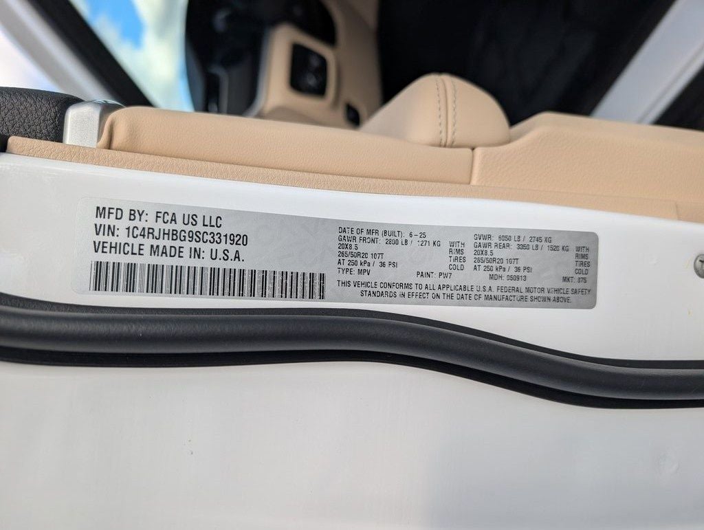 2025 Jeep Grand Cherokee Limited