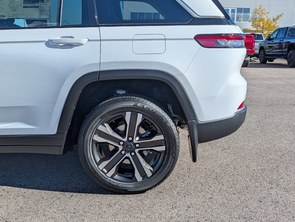 2027 Jeep Grand Cherokee LIMITED 4X4