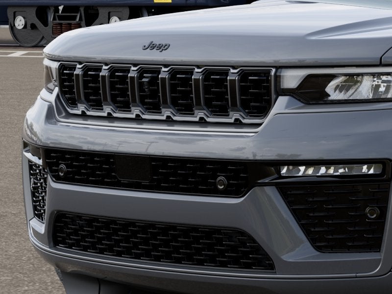 2027 Jeep Grand Cherokee SUMMIT 4X4