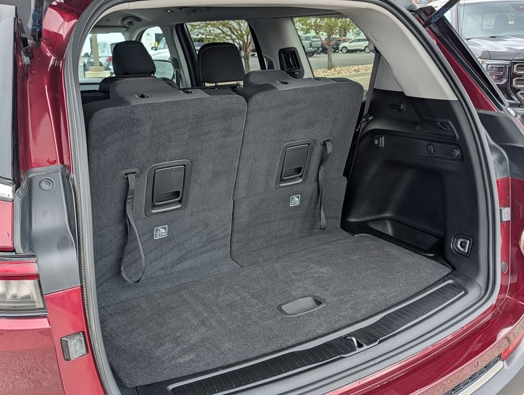 2023 Jeep Grand Cherokee L Laredo