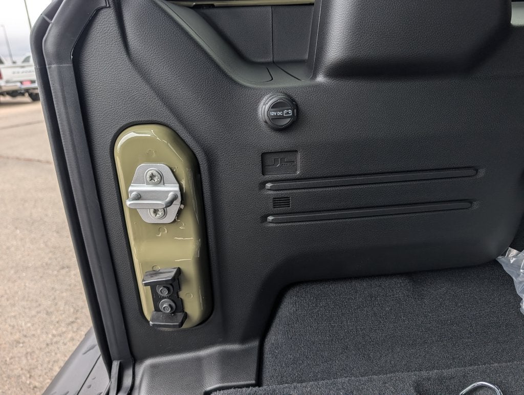 2027 Jeep Wrangler 4-DOOR MOAB
