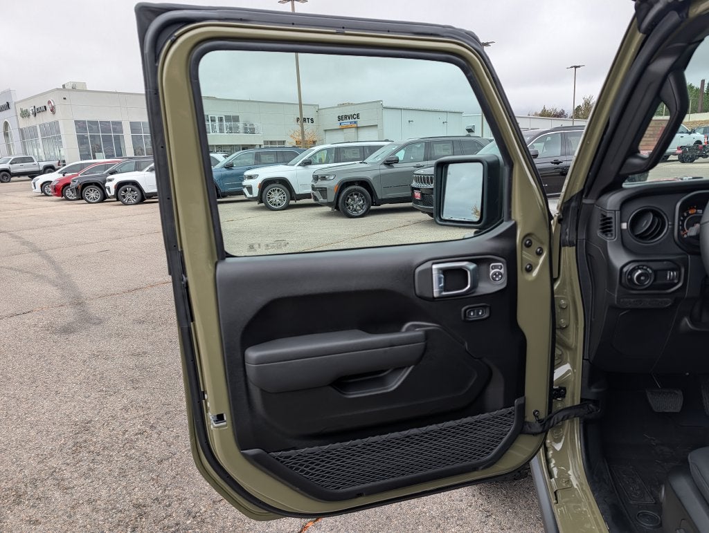 2027 Jeep Wrangler 4-DOOR MOAB