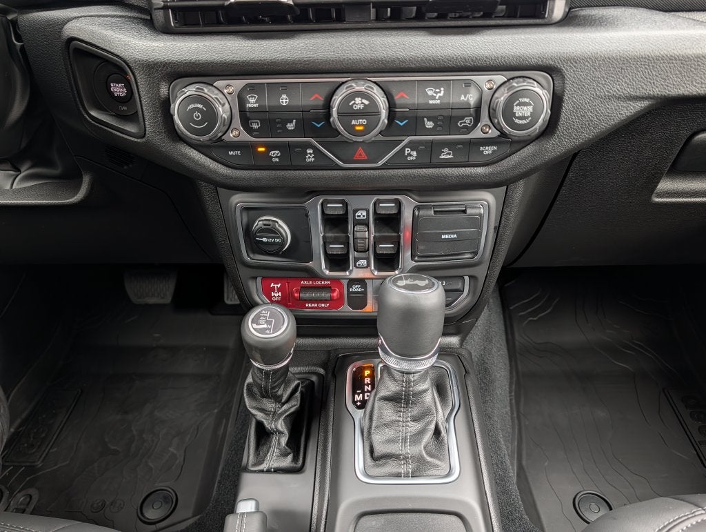 2027 Jeep Wrangler 4-DOOR MOAB