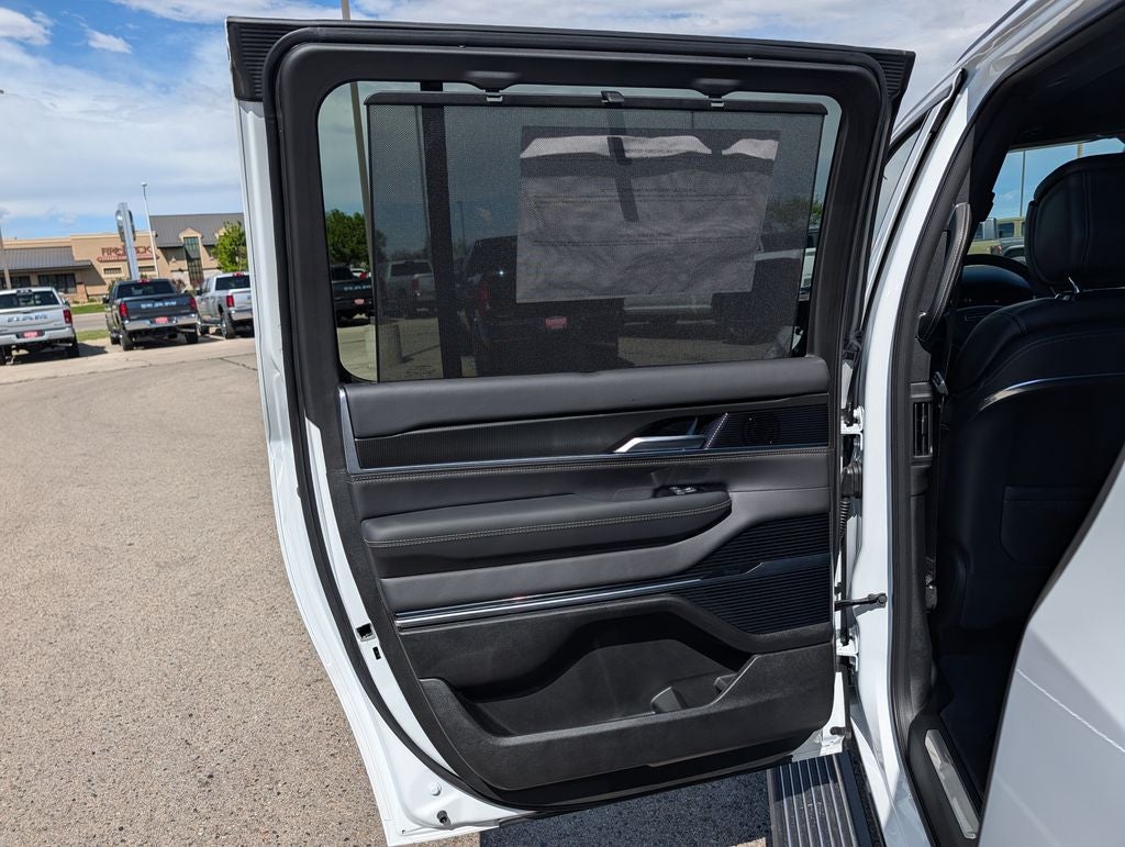 2026 Jeep Grand Wagoneer Summit Obsidian