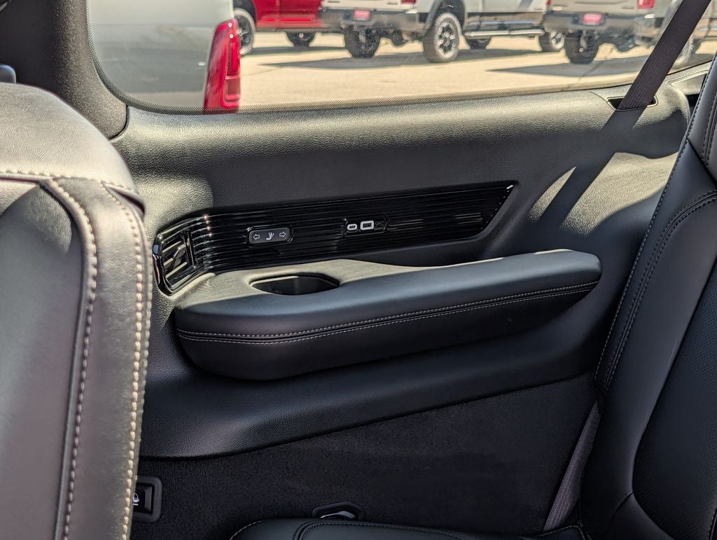 2026 Jeep Grand Wagoneer Summit Obsidian