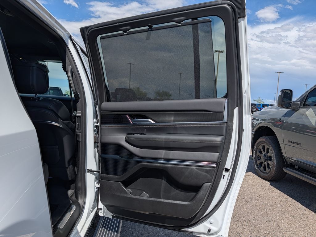 2026 Jeep Grand Wagoneer Summit Obsidian