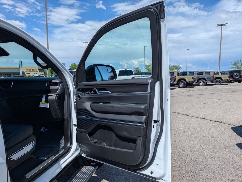 2026 Jeep Grand Wagoneer Summit Obsidian