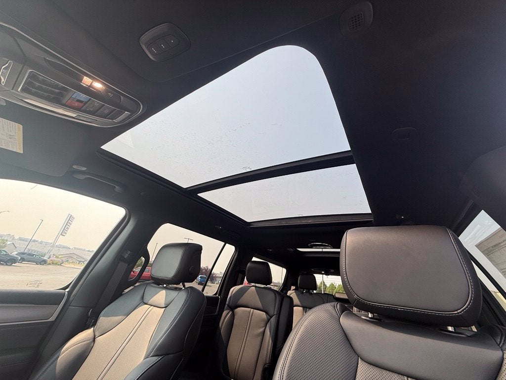 2026 Jeep Grand Wagoneer Upland