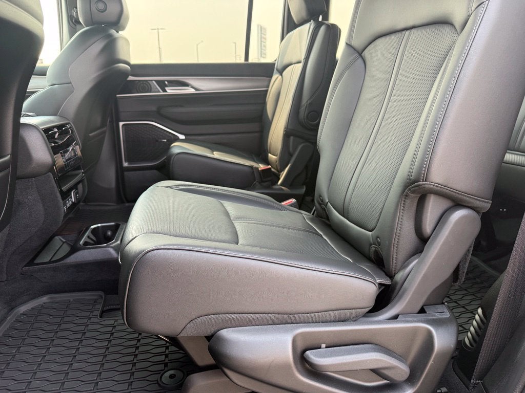 2026 Jeep Grand Wagoneer Upland