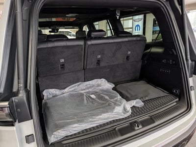 2026 Jeep Grand Wagoneer GRAND WAGONEER UPLAND 4X4