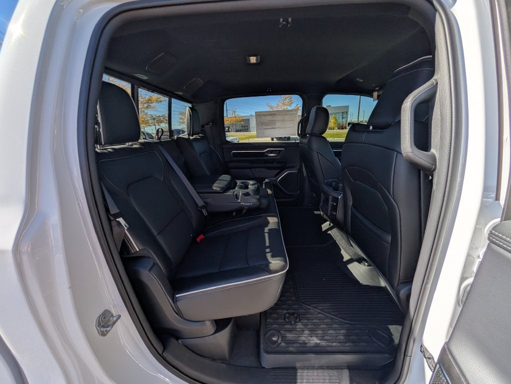 2027 RAM 1500 1500 LAIE CREW CAB 4X4 5'7' BOX