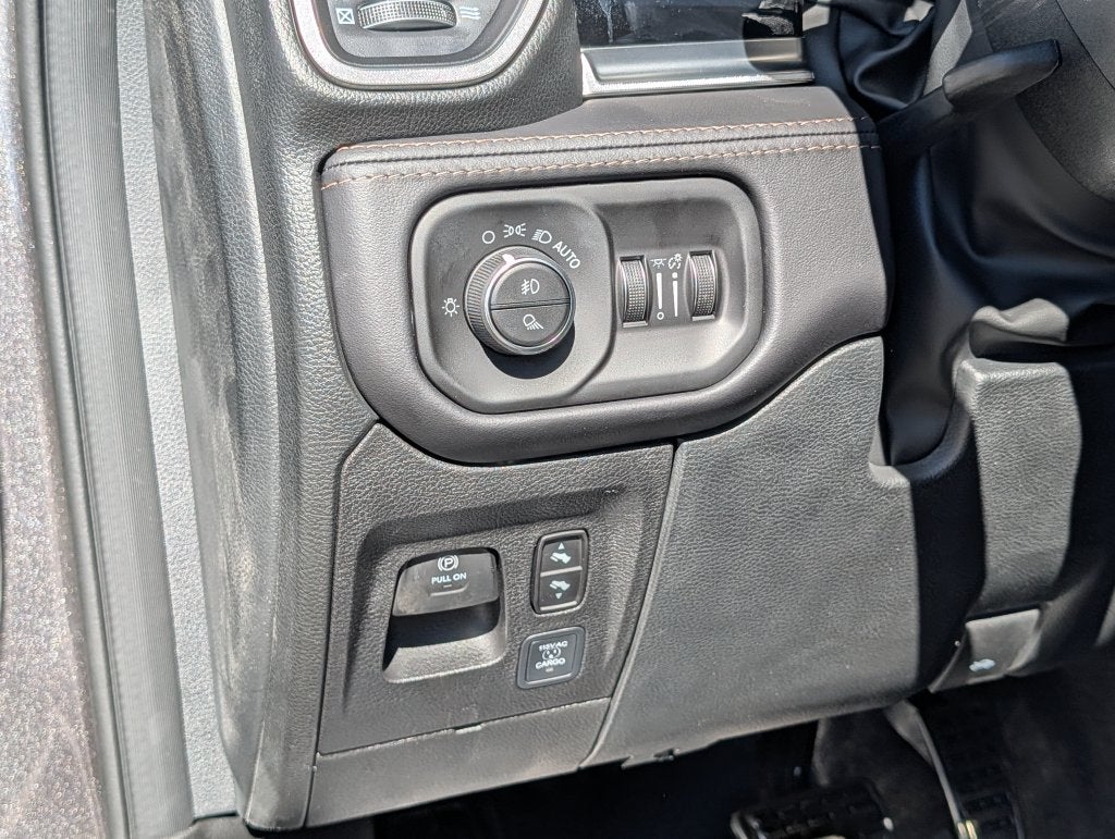 2027 RAM 1500 1500 TUNGSTEN CREW CAB 4X4 5'7' BOX