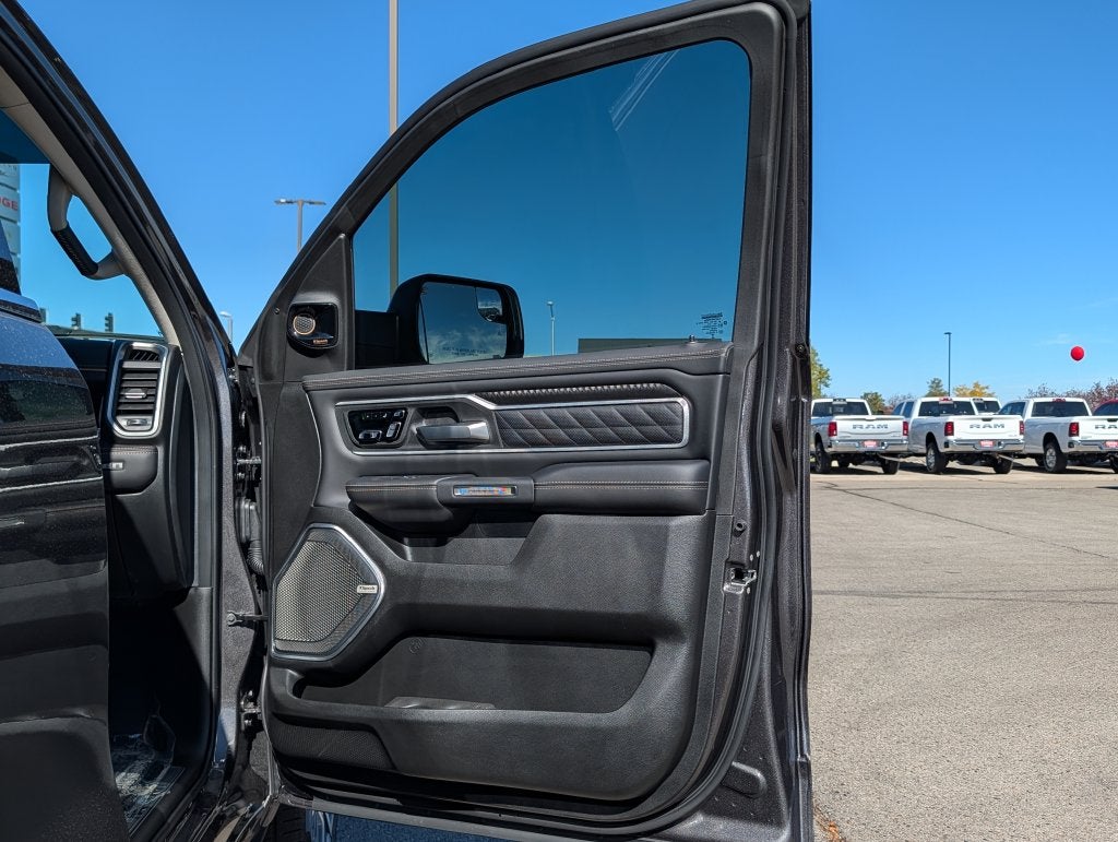 2027 RAM 1500 1500 TUNGSTEN CREW CAB 4X4 5'7' BOX