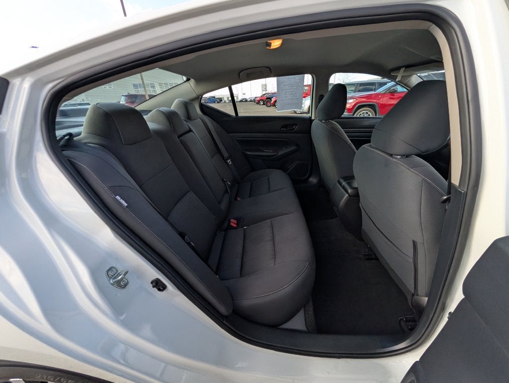 2025 Nissan Altima SV FWD