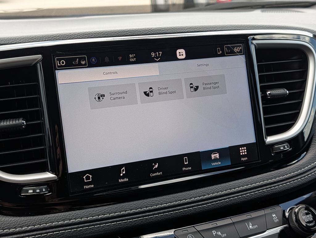 2027 Chrysler Pacifica Select