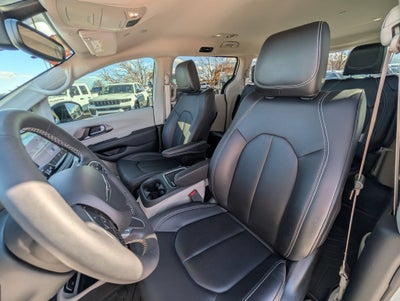 2024 Chrysler Pacifica Touring L AWD