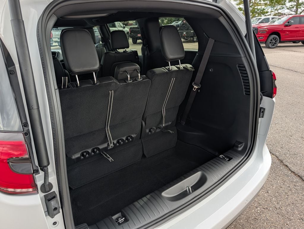 2027 Chrysler Pacifica Select AWD