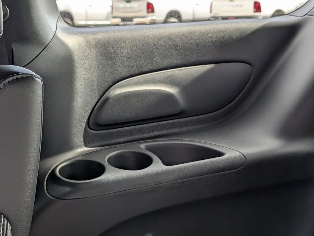 2027 Chrysler Pacifica Select AWD