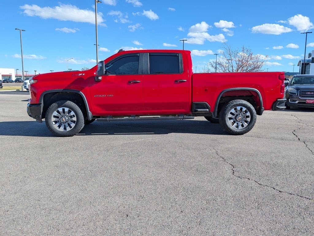 2025 Chevrolet Silverado 2500HD 4WD Crew Cab Standard Bed Custom