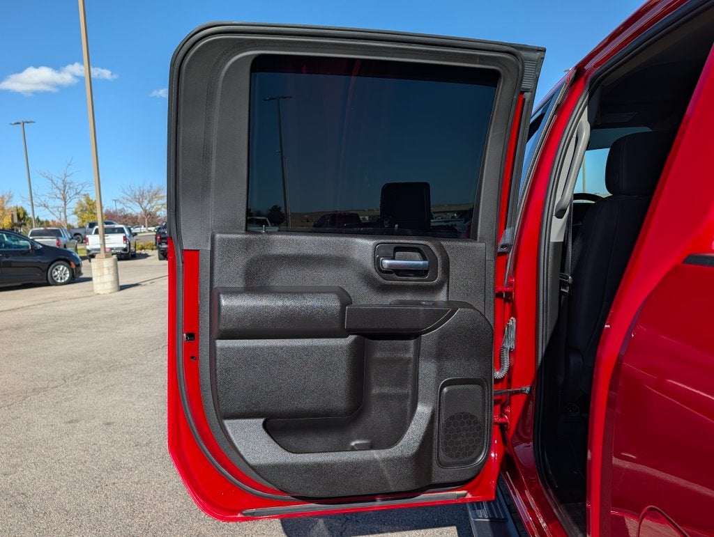 2025 Chevrolet Silverado 2500HD 4WD Crew Cab Standard Bed Custom
