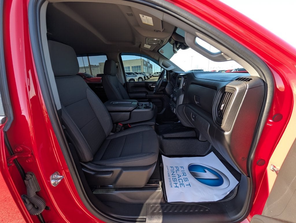 2025 Chevrolet Silverado 2500HD 4WD Crew Cab Standard Bed Custom