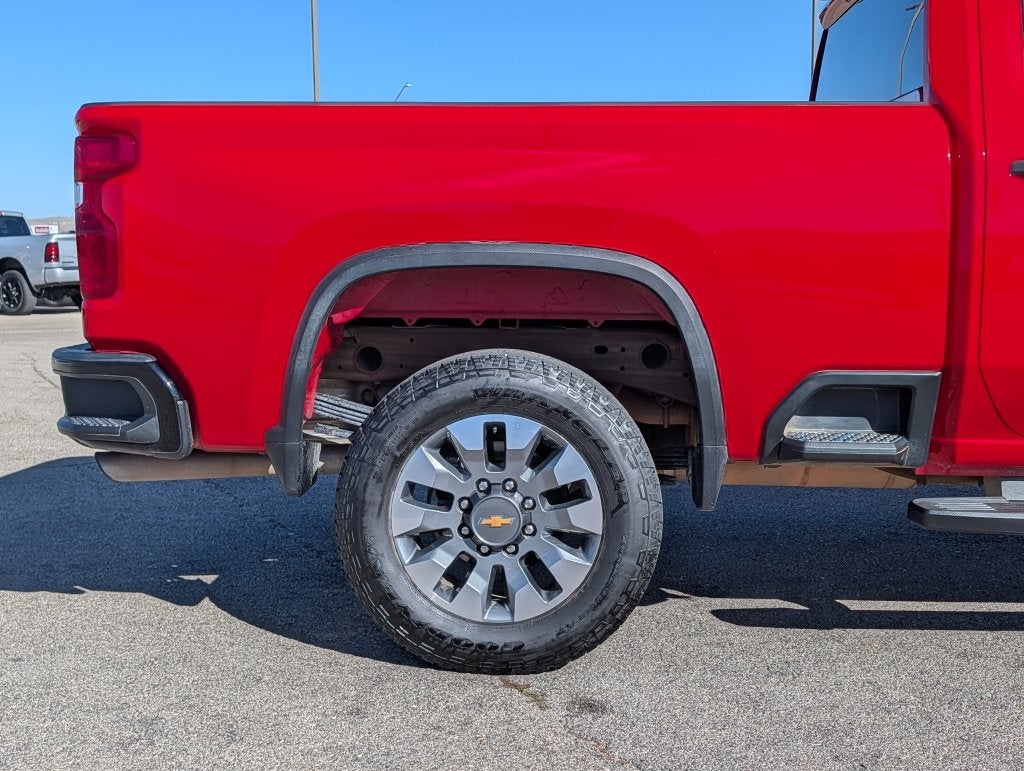 2025 Chevrolet Silverado 2500HD 4WD Crew Cab Standard Bed Custom