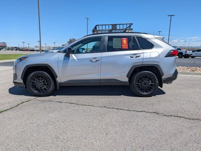 2020 Toyota RAV4 LE