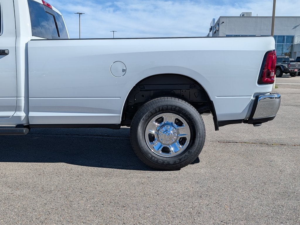 2027 RAM 3500 3500 TRADESMAN CREW CAB 4X4 8' BOX