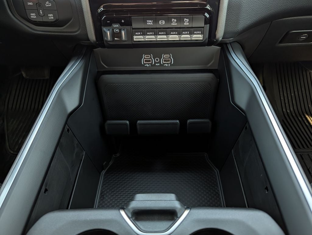 2026 RAM 2500 Big Horn Night Edition