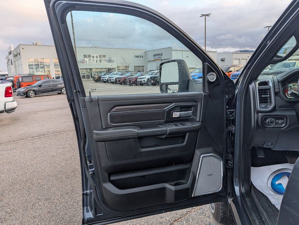 2025 RAM 2500 Laramie Night Edition