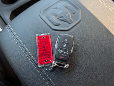 2027 RAM 2500 RAM 2500 LARAMIE CREW CAB 4X4 6'4' BOX