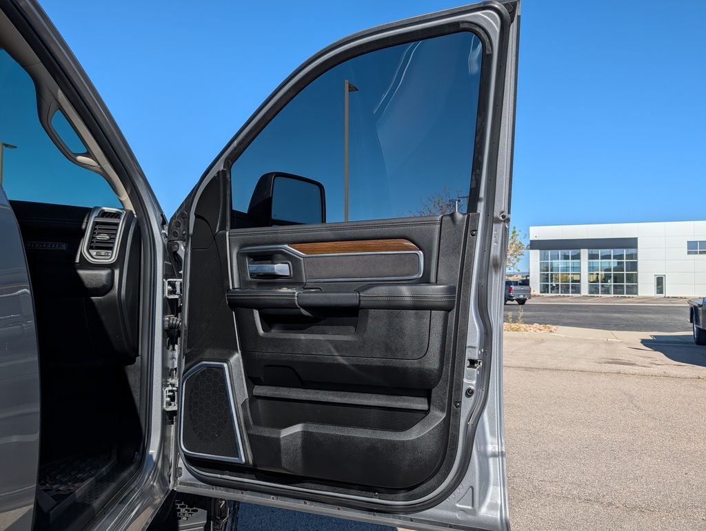 2024 RAM 3500 Laramie