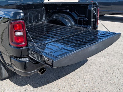 2026 RAM 1500 Big Horn/Lone Star Night Edition