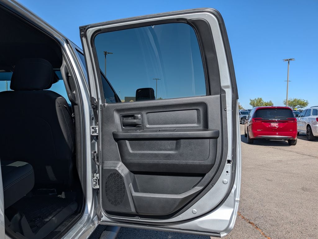 2026 RAM 2500 2500 TRADESMAN CREW CAB 4X4 6'4' BOX