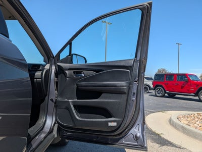 2021 Honda Pilot Touring 7 Passenger