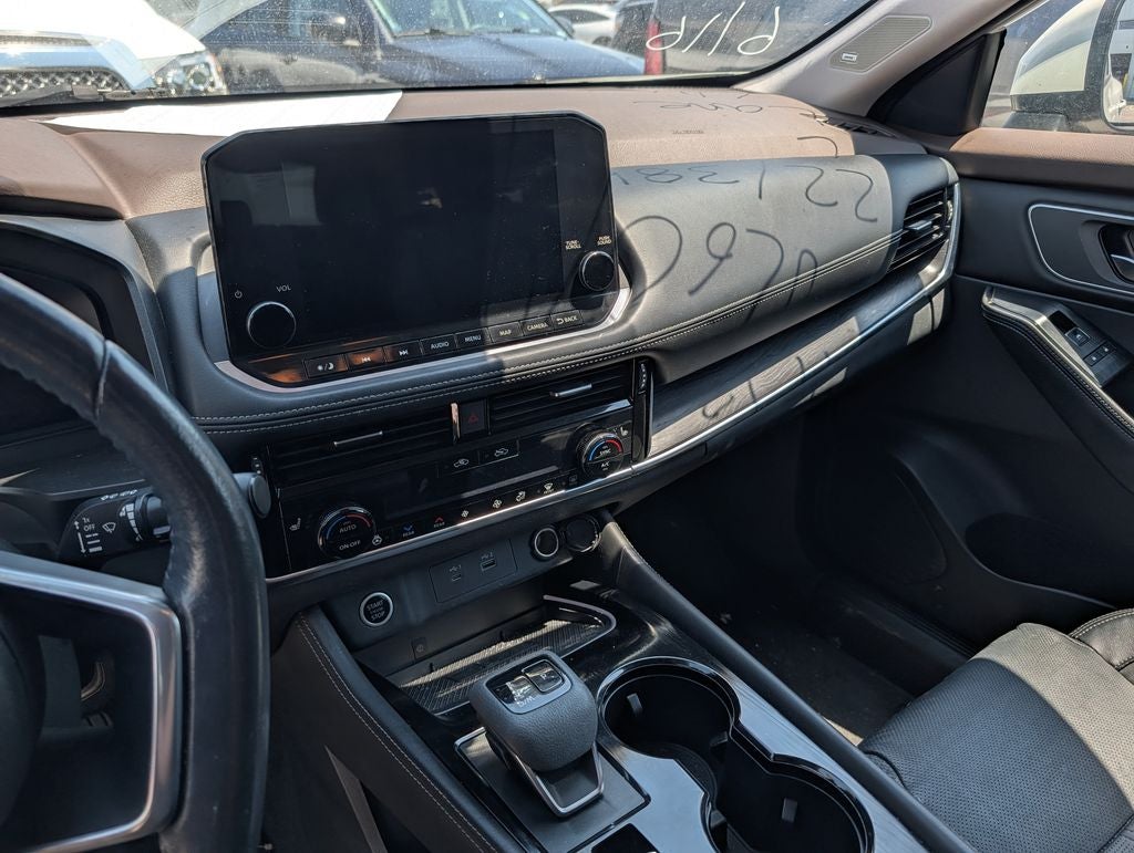 2022 Nissan Rogue Platinum AWD