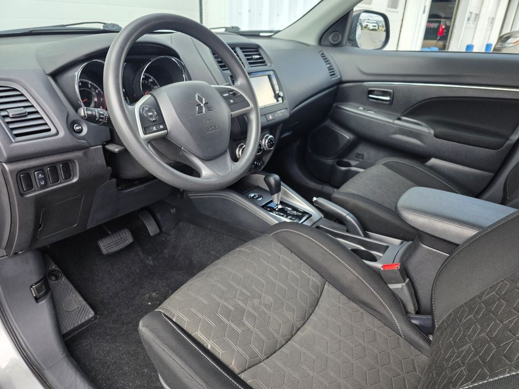 2024 Mitsubishi Outlander Sport 2.0 ES