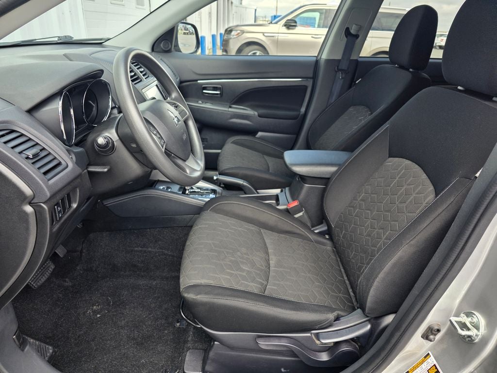 2024 Mitsubishi Outlander Sport 2.0 ES