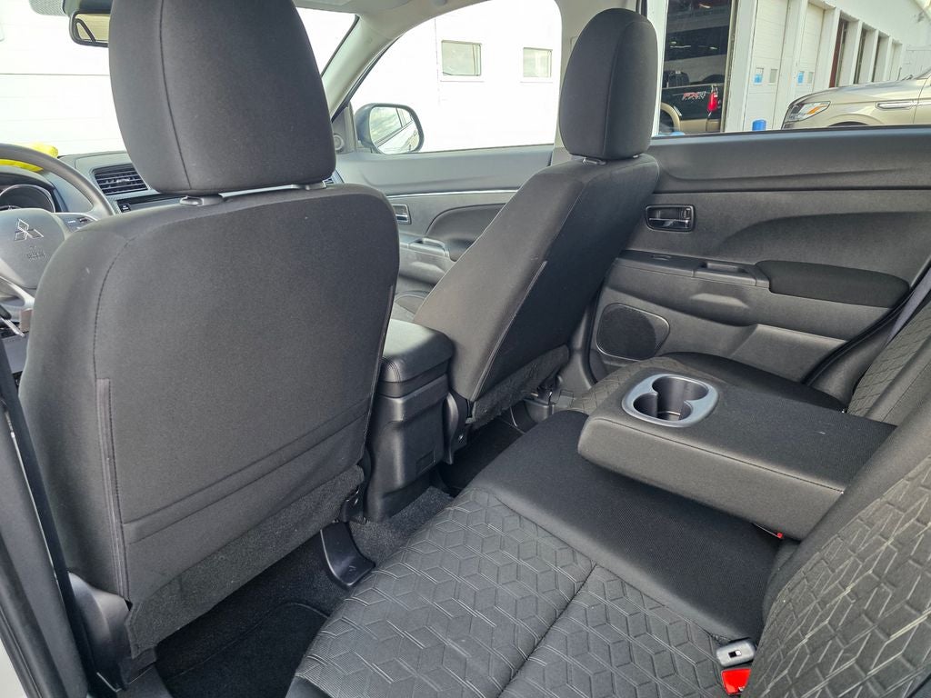 2024 Mitsubishi Outlander Sport 2.0 ES