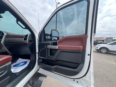 2022 Ford F-250SD Platinum