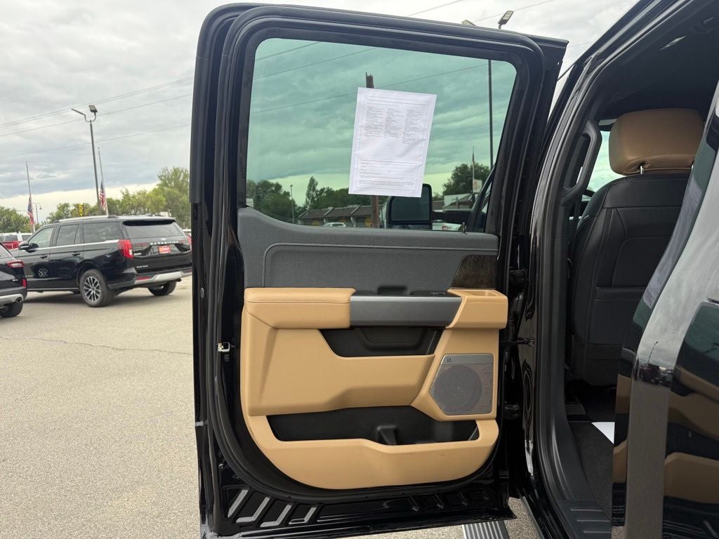 2026 Ford F-350SD Lariat