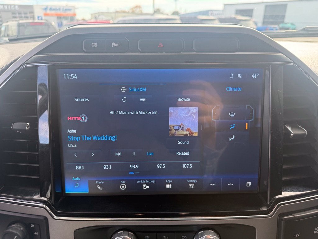2022 Ford F-350SD Lariat