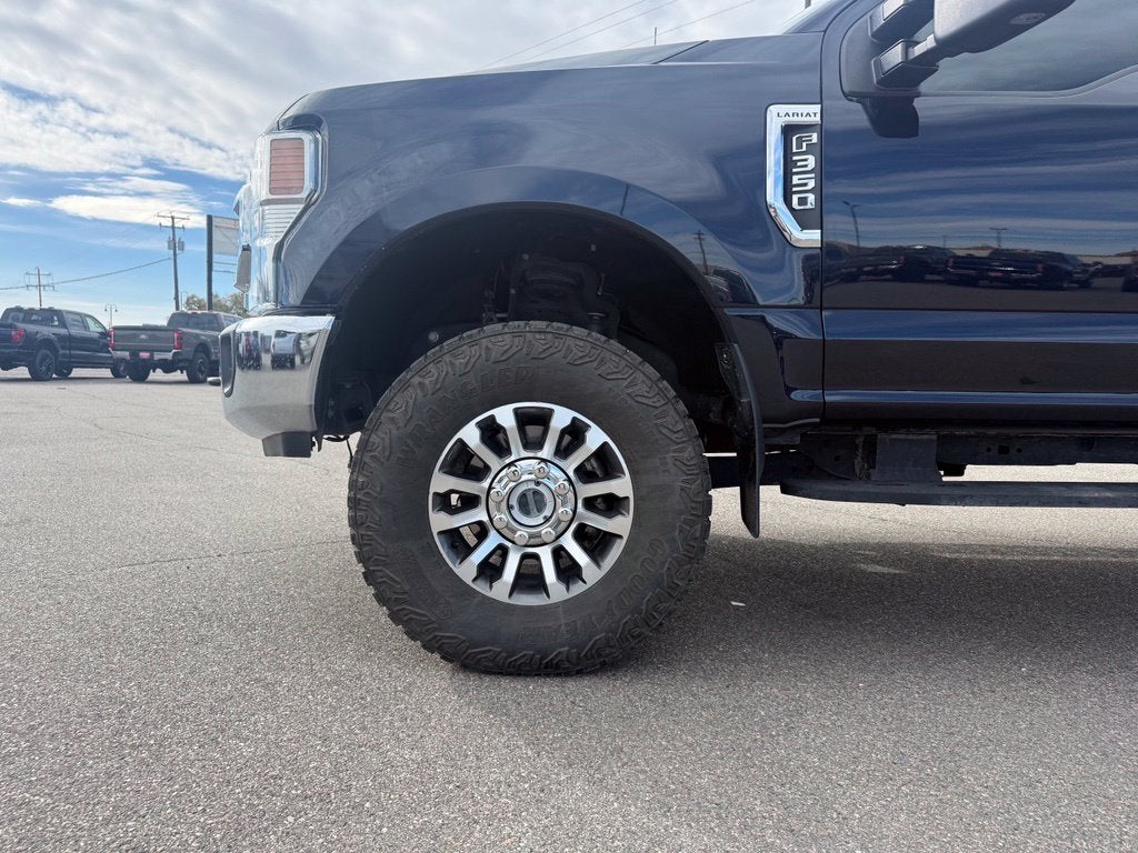 2022 Ford F-350SD Lariat