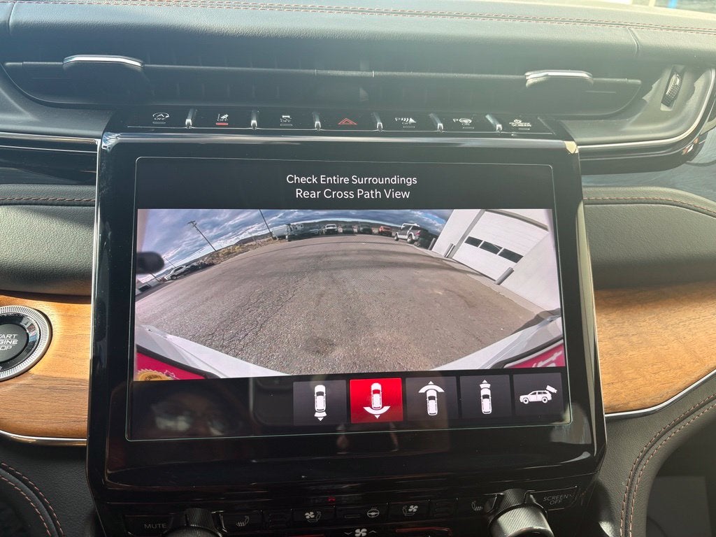 2023 Jeep Grand Cherokee Summit Reserve