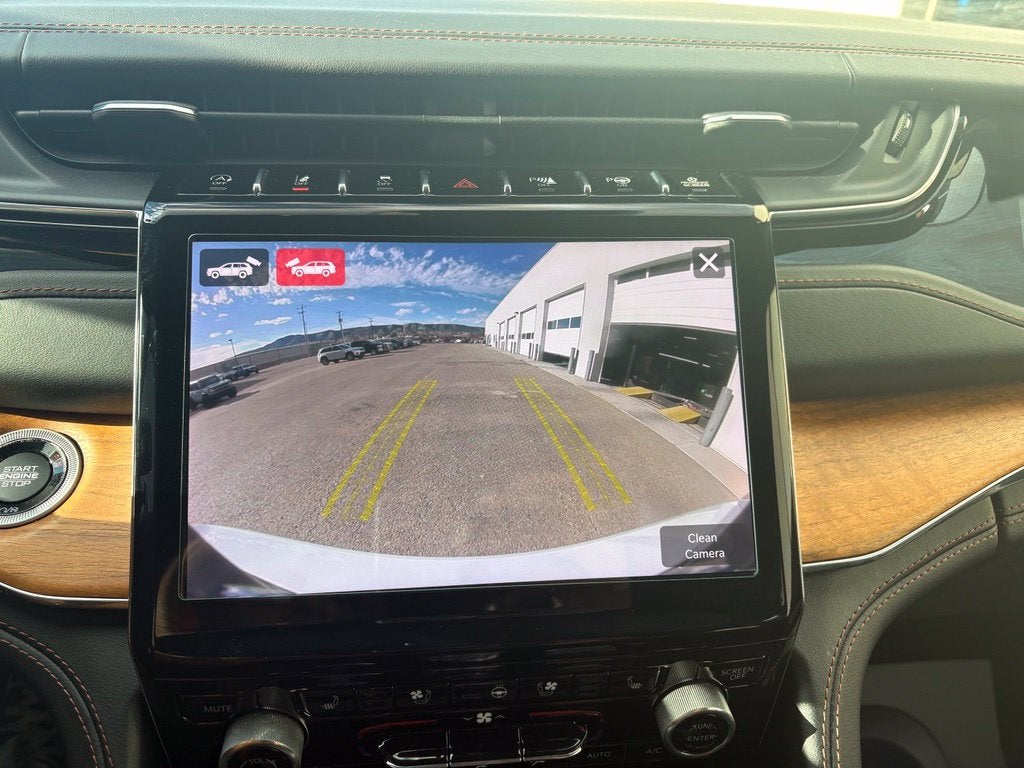 2023 Jeep Grand Cherokee Summit Reserve